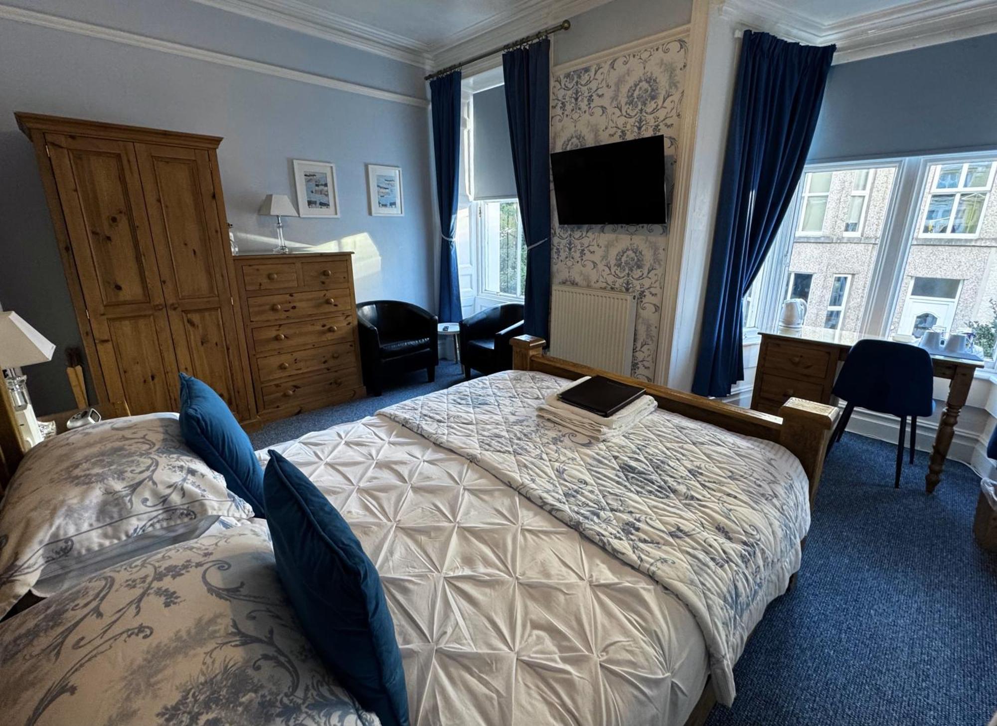 Caer Menai 4* Caernarfon